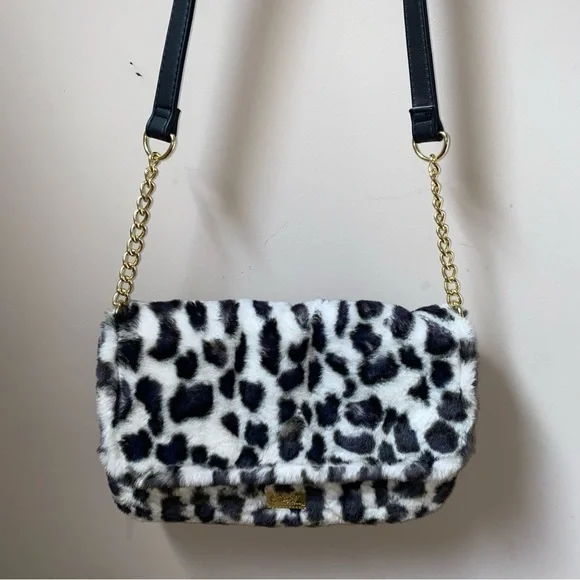 Betsey Johnson Faux Fur Leopard Print Crossbody Bag NWOT - price is firm - Picture 3 of 15